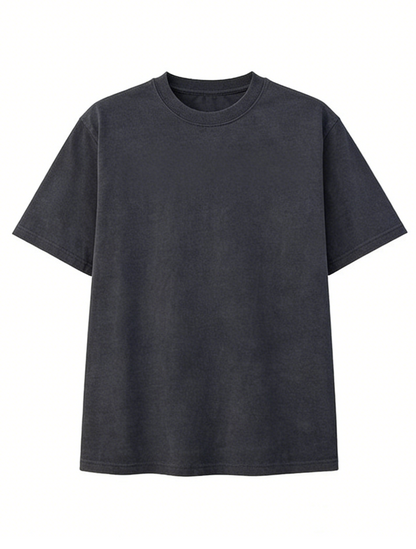 Loose-fitting T-shirt with the slogan "I'm not lazy, I'm energy efficient" - a fun and trendy top