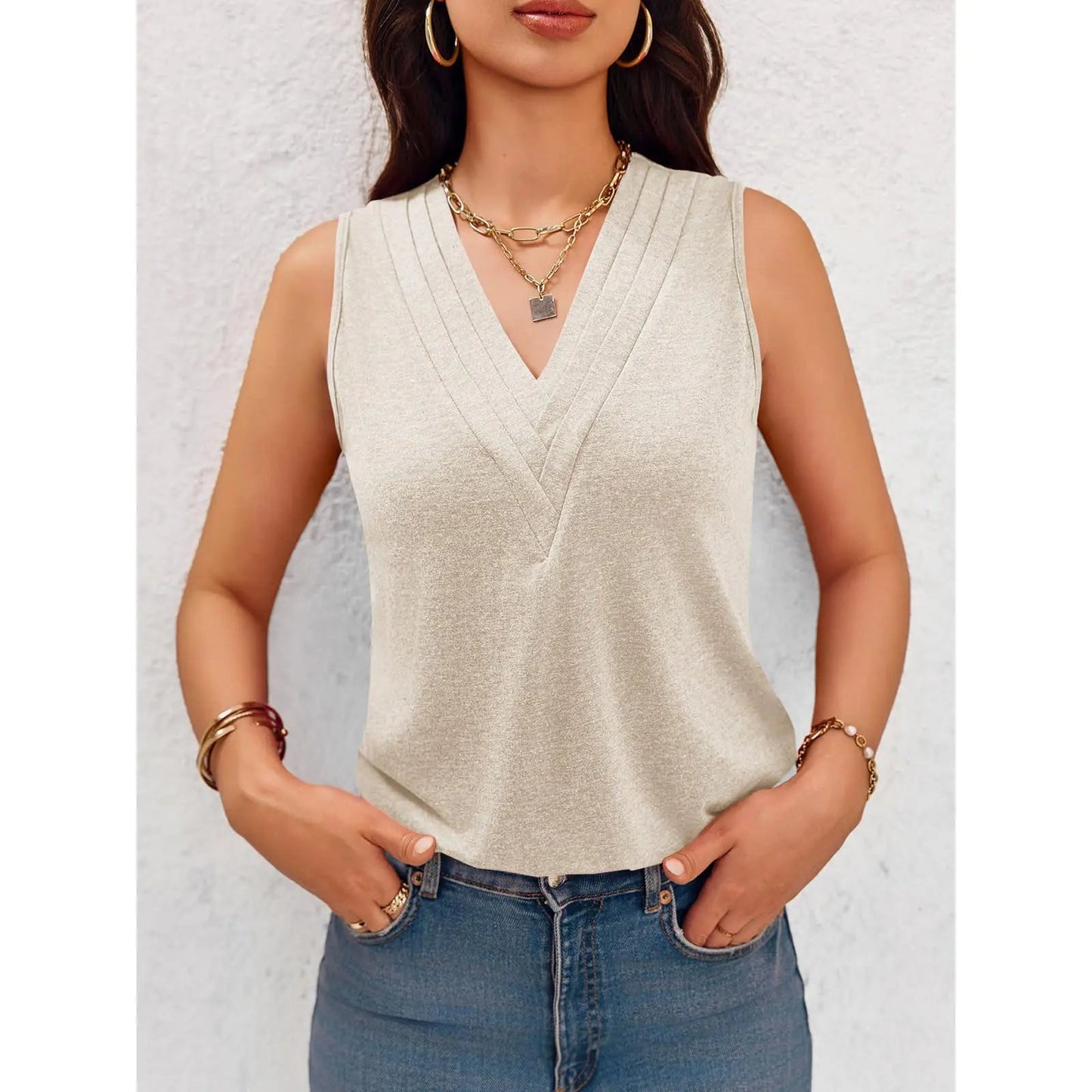 Women Loose Fit Sleeveless Basic V Neck Tank Tops