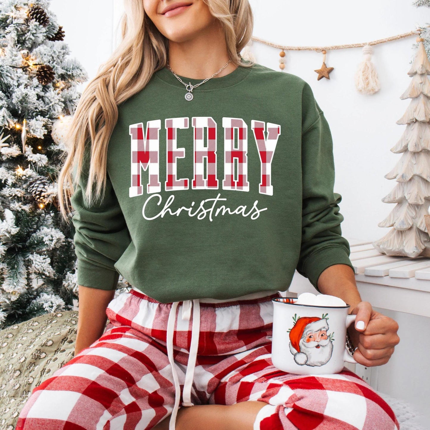 “Merry Christmas” Plaid Graphic Sweatshirt(Buy 2 Free Shipping)