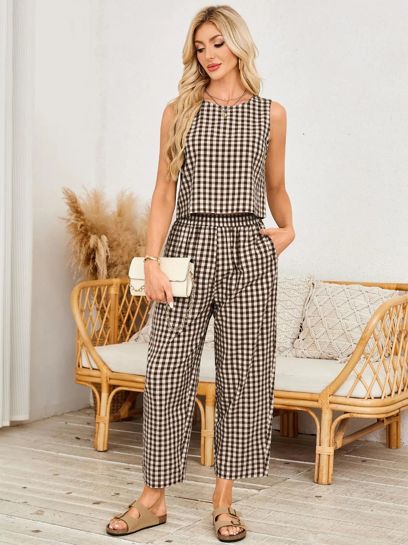 Women's Gingham Sleeveless Tank Top & Barrel Pants Set